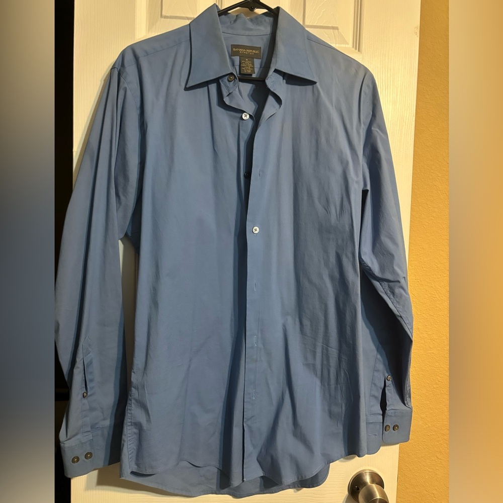 Banana Republic men’s shirt (used)